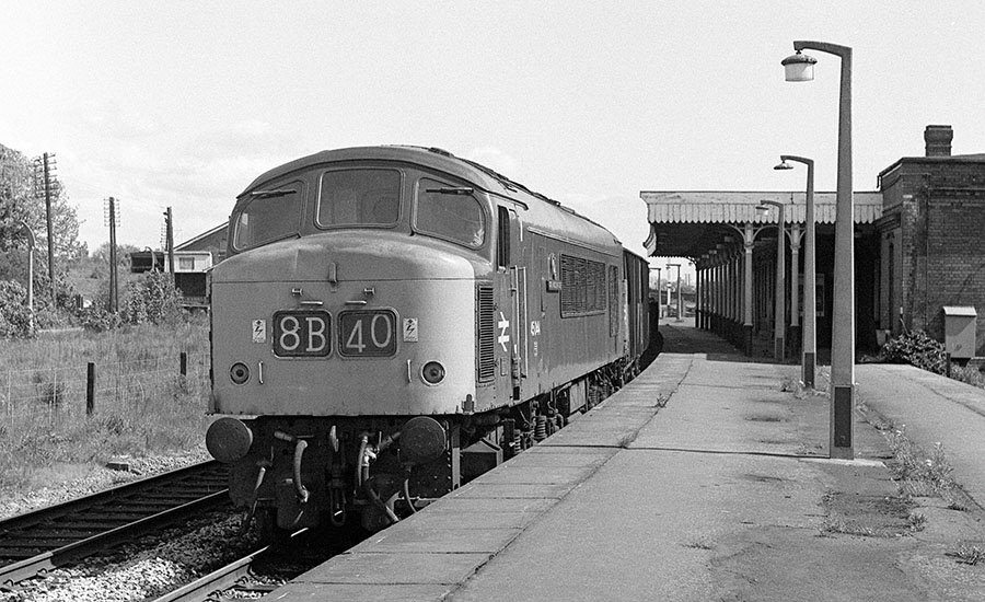 'Peak' 45044, Northampton line at Market Harborough