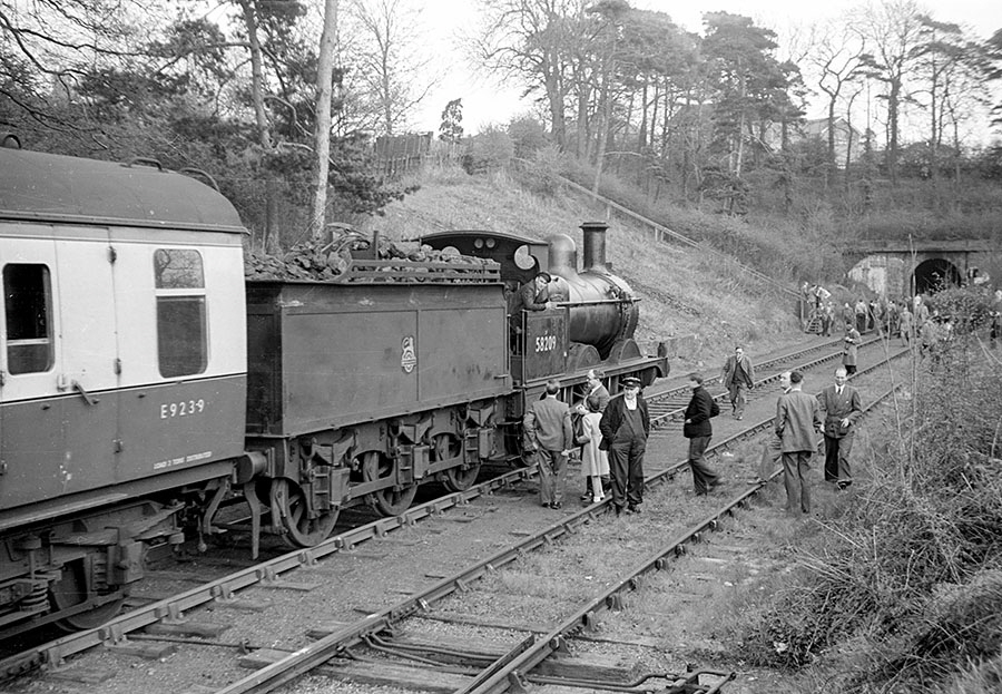 19570414 Glenfield 58209