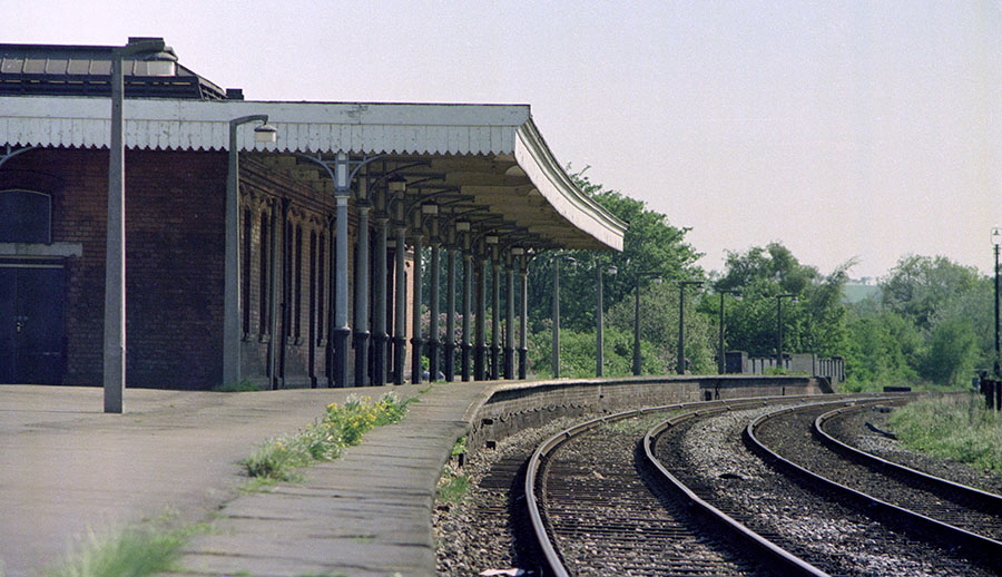 Northampton platform at Market Harborough