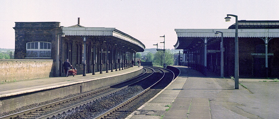 Main line platform at Market Harborough