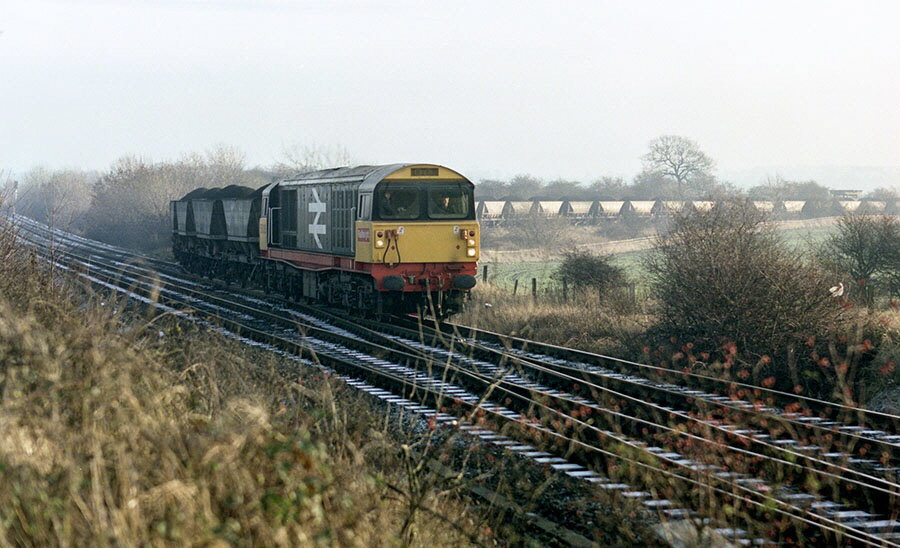Class-58 with train of coal at gaining the main line at Coalville Junction