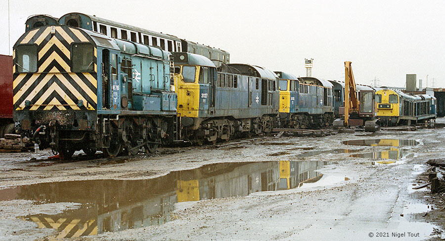 Locos with reflections
