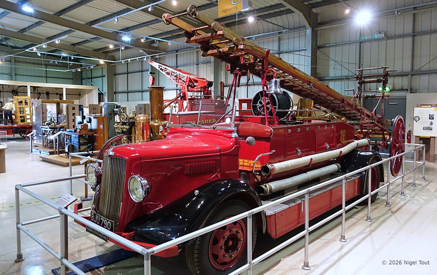 Morris/Merryweather fire engine