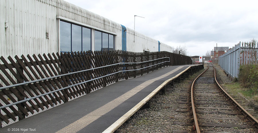 Snibston railway platform