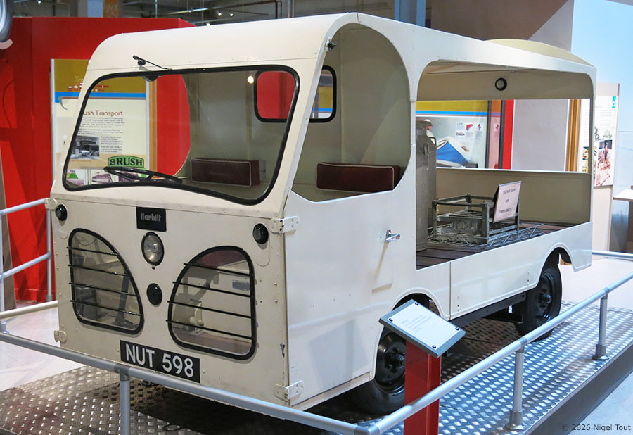 Harbbilt milk float